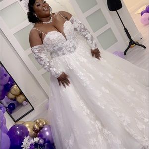 Ivory Martian Liana ballroom wedding dress